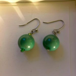 Fashion green ball drop earrings
